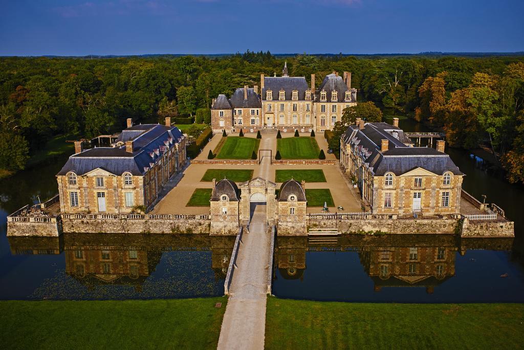 Chateau De La Ferte Saint Aubin Bed & Breakfast Exterior photo